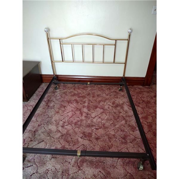 BRASS BED WITH PORCELAIN POSTERS AND METAL FRAME