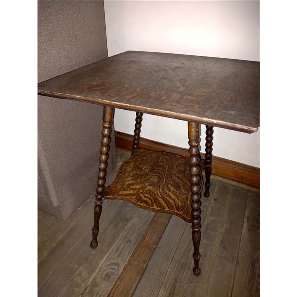 ANTIQUE OAK TWISTED LEG STAND