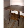 Image 1 : ANTIQUE OAK TWISTED LEG STAND