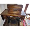 Image 1 : NEW HOME ANTIQUE SEWING MACHINE