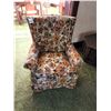 Image 1 : VINTAGE FLORAL BERNE SWIVEL ROCKER