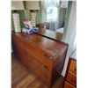 Image 4 : FASHION FRIENDS 5 PC WALNUT BEDROOM SUITE