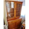Image 1 : TEMPLE STUART HARD ROCK MAPLE CHINA CABINET