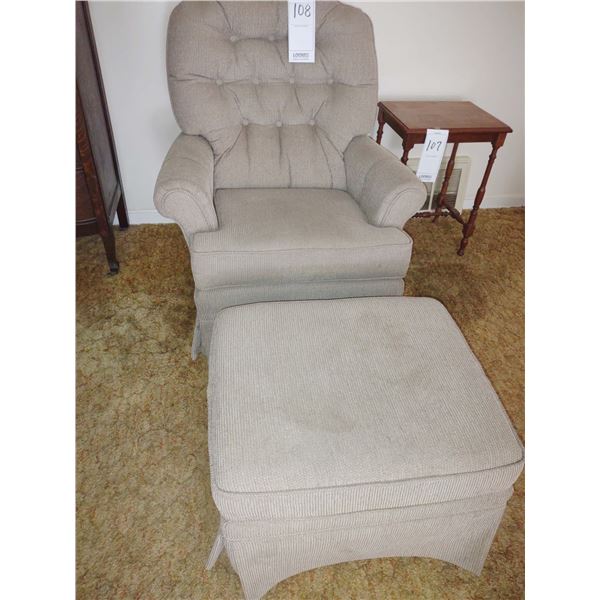 LOUNGE CHAIR W/OTTOMAN