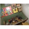 Image 5 : HUGE VINTAGE TOY LOT, TOY CHEST WITH VINTAGE TOYS AND COLLECTIBLE BOOKS