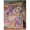 Image 2 : LOT OF BEAUTIFUL LINENS, QUILT PATCHES, PILLOW CASES & EMBROIDERY