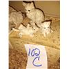 Image 1 : VINTAGE LEFTON PORCELAIN CERAMIC CAT & KITTENS, STAMPED 1514 & 58
