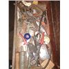 Image 7 : 7 DRAWER TOOL BOX W/ TOOLS