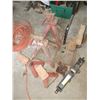 Image 1 : ASSORTED FLOOR JACK STANDS