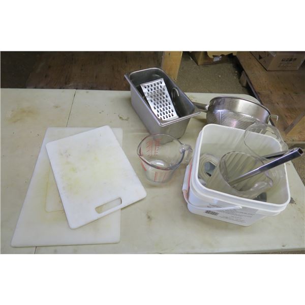 Lot of Commercial Kitchenware