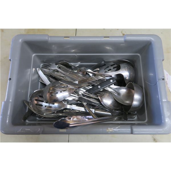 Lot of Kitchen Utensils