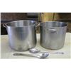 Image 5 : 2 Large Stainless Pots (12 & 13in. Wide) & 2 Stainless Spoons