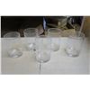 Image 1 : Lot of Place Setting Vases  (30+) - 6T x 4Dia in.