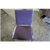 Image 12 : 4 Metal Frame Event Chairs