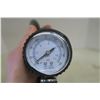 Image 6 : Heavy Duty Tire Pressure Gauge (160psi Max), Swivel Driver & Bit Set Combo