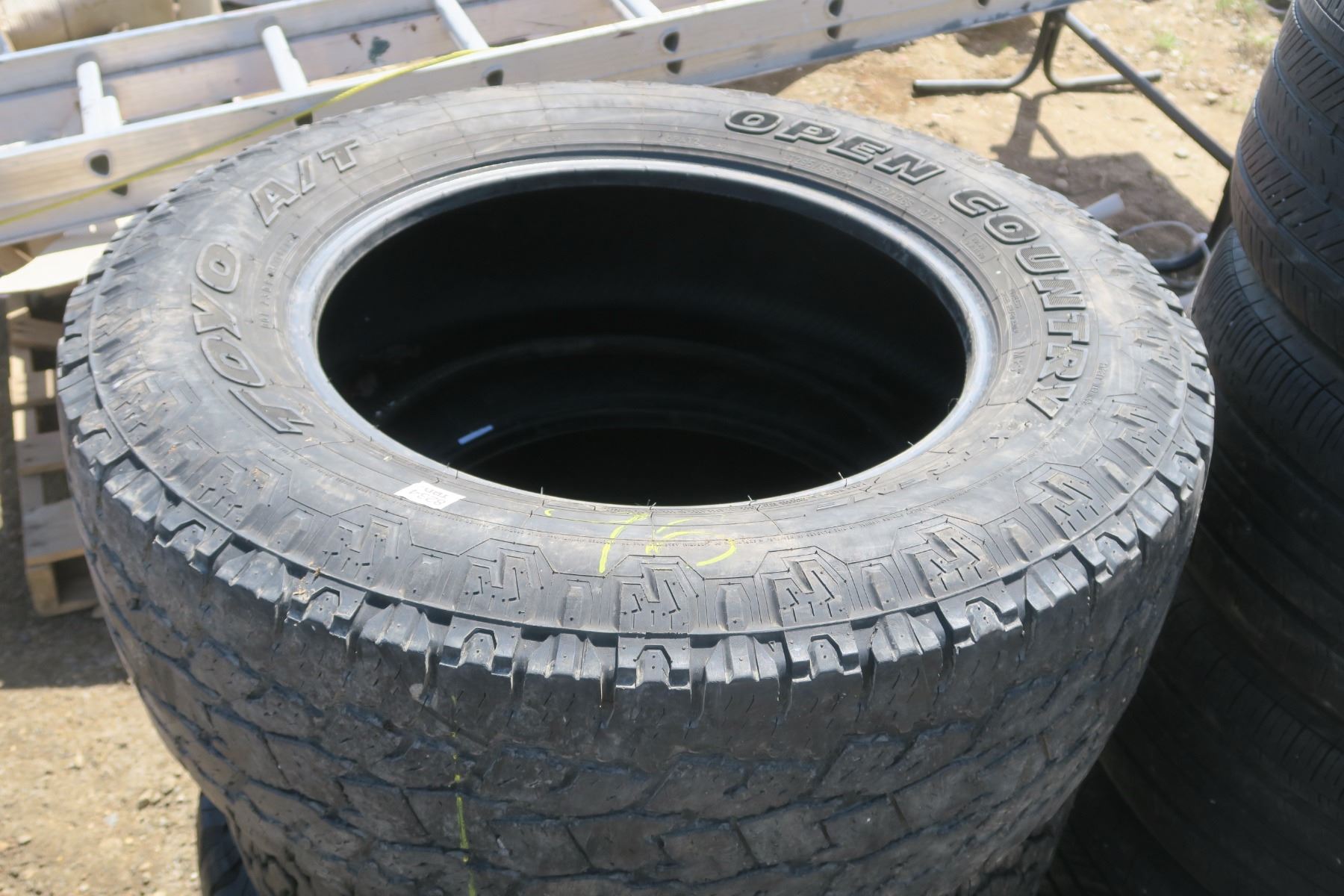 3 R20 Tires, 2 Matching, 1 Odd one out 1x Open Country LT295/65R20