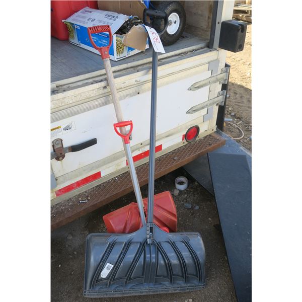 3 - Shovels, 1 Kid Size