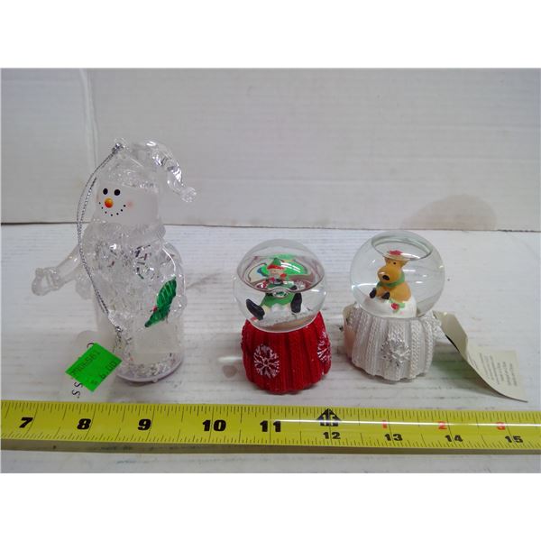 3 LED Xmas Ornaments/Globes