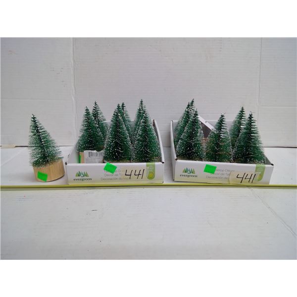 Evergreen Tree Tabletop Décor