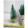 Image 2 : Evergreen Tree Tabletop Décor