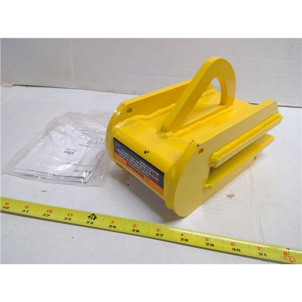 Swisher Bucket Lift Model 19145