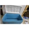 Image 3 : 2 Coleman Coolers - 1 Large, 1 Small