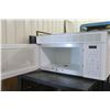 Image 2 : GE Microwave Spacemaker XL1400 - 14.5D x 30W x 16T in.