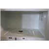 Image 3 : GE Microwave Spacemaker XL1400 - 14.5D x 30W x 16T in.