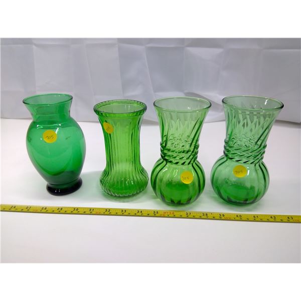 4 Glass Vases