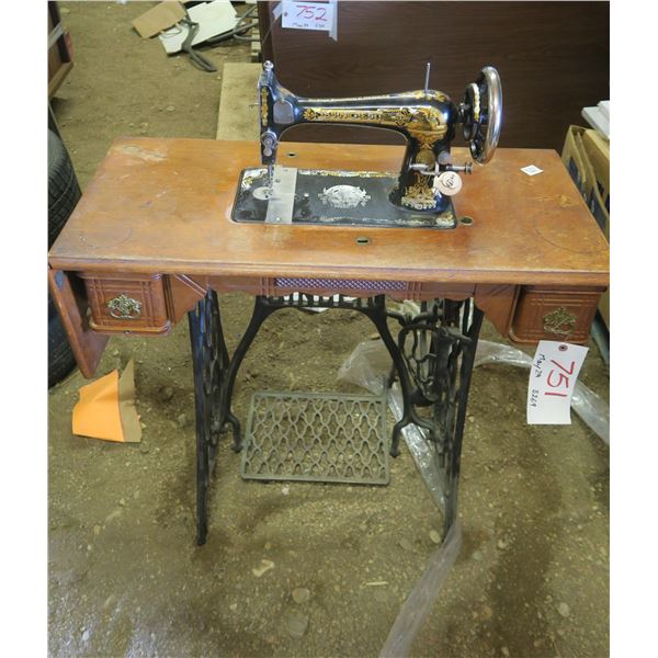 Singer Sewing Machine