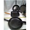 Image 4 : Lot of Frying Pans