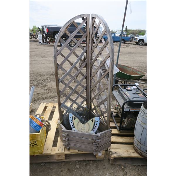 Garden Lot - 18x18x55"