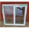 Image 2 : Vinyl Sliding Window (one pane cracked)