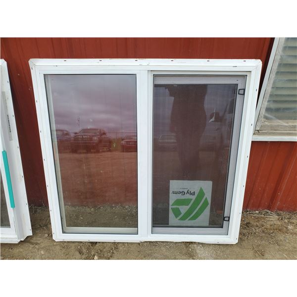 Vinyl Sliding Window