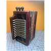 Image 1 : ANTIQUE INVINCTA ACCORDIAN