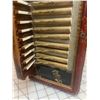 Image 3 : ANTIQUE INVINCTA ACCORDIAN