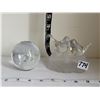 Image 1 : Bubbled crystal ball & love birds glass ornament.