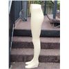 Image 2 : Long mannequin legs.