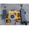 Image 5 : Dewalt Lazar Level will accept 9.6/12/14.4/18v battery, Topcon wall mount & Acculine Pro 40-6710 (ne