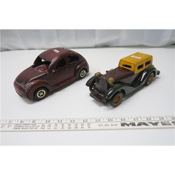 2 Medium Wood Cars