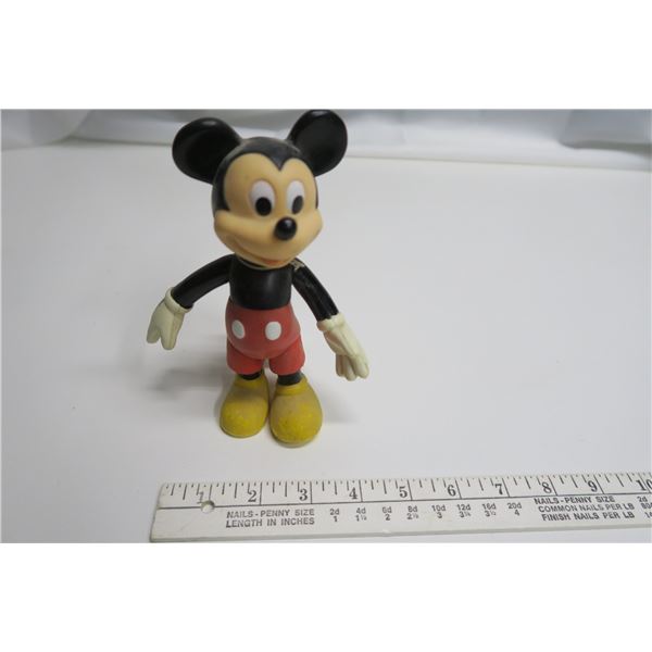 Articulated Figurines with Tags - Mickey & Minnie Mouse