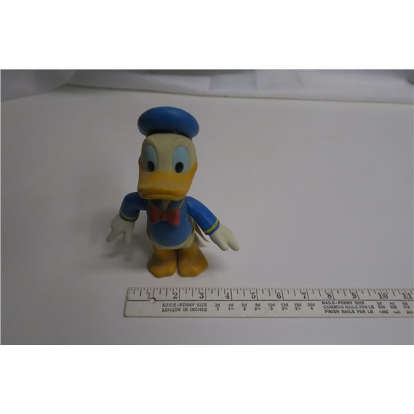 Articulated Figurines With Tags - Pinocchio & Donald Duck