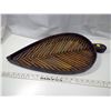 Image 2 : Vintage Wicker + Bamboo Leaf Tray