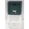 Image 2 : NEW JOHNSON ROSE 2QT SQUARE DRY INGREDIENT BIN W/