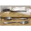 Image 1 : 36 NEW CHEF & SOMMELIER LAZZO FISH FORKS