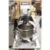 Image 3 : DOYON 20QT DOUGH MIXER W/ BOWL & ATTACHMENTS