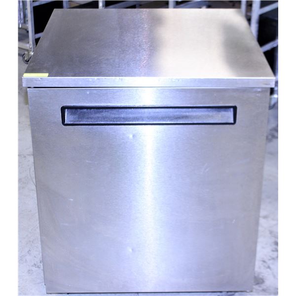 27" DELFIELD S/S SINGLE DOOR UNDERCOUNTER COOLER