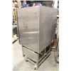 Image 8 : RATIONAL COMBI OVEN ON EQUIPMENT STAND *TESTED