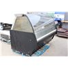 Image 1 : 6' CURVED GLASS DISPLAY WARMING CASE