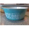 Image 2 : Vintage Amish Butterprint Pyrex  Cat A